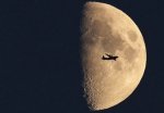 Полицейского ввела в заблуждение луна в небе